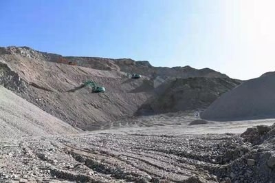 洛南县华奕硅矿业有限公司下大河硅石矿冶金用石英岩K2-1矿体露天开采工程
