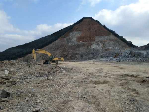 浮山延义矿业有限公司露天开采工程