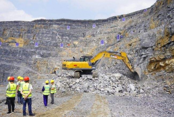 背户山石灰石矿矿山开发建设施工监理技术服务