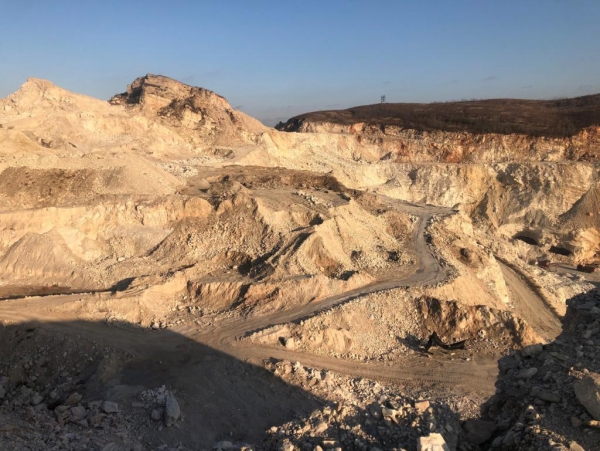 新疆蒲城县药王山水泥用灰岩矿（接续）建设工程、环境监理项目
